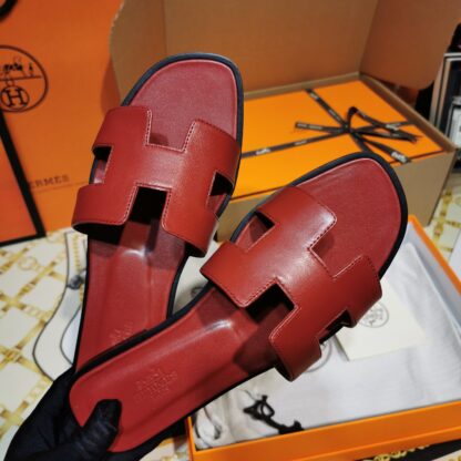 Hermès latest red handmade slippers - Image 2