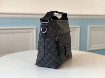 Louis Vuitton M45216 Besace Zippée Medium Handbag - Image 2
