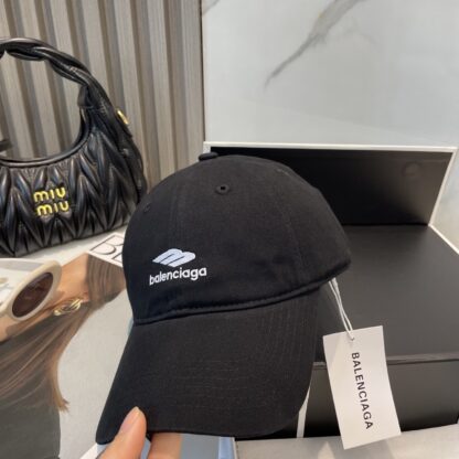 Balenciaga new embroidered logo baseball cap - Image 2