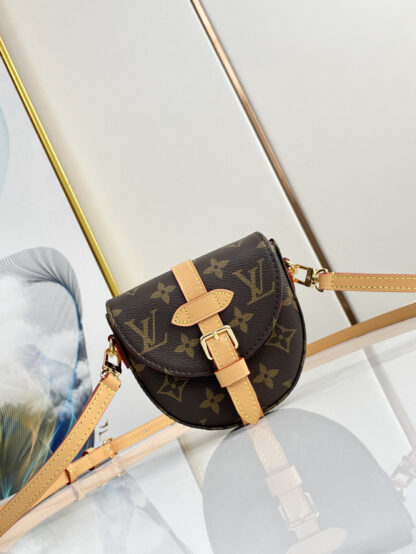 Louis Vuitton MICRO CHANTILLY Saddle Bag - Image 2