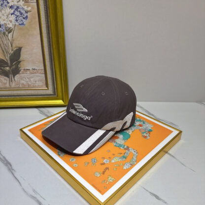 Balenciaga pure cotton Japanese and Korean fashion baseball cap - Image 2