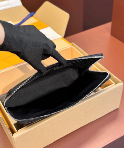 Louis Vuitton new pouch clutch bag - Image 2