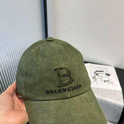 Balenciaga baseball cap - Image 2