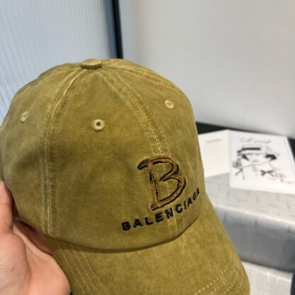 Balenciaga baseball cap - Image 2