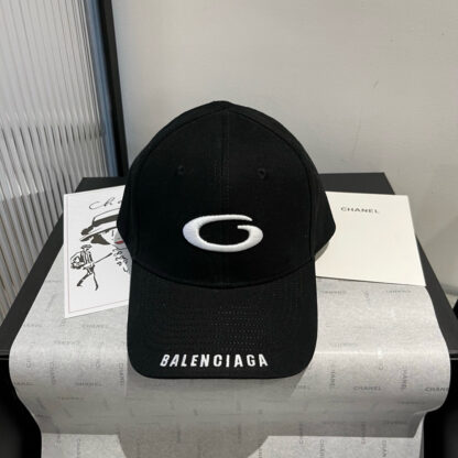 Balenciaga baseball cap - Image 2