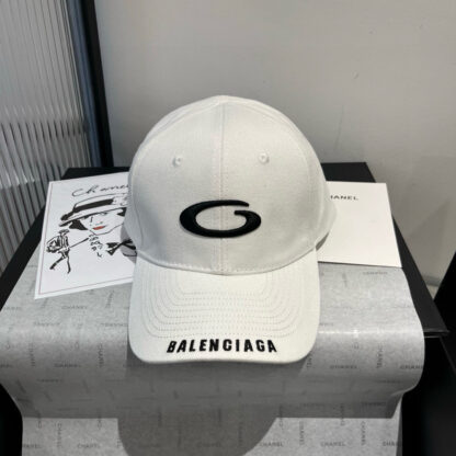 Balenciaga baseball cap - Image 2
