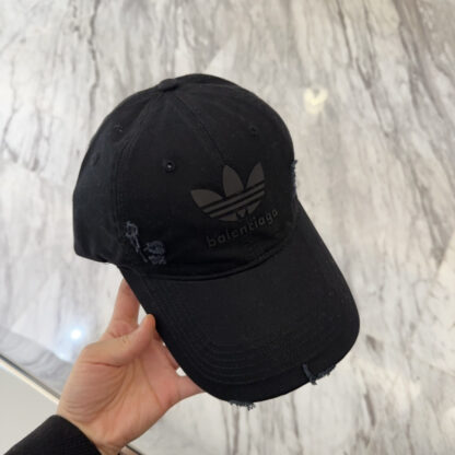 Balenciaga simple and stylish couple baseball cap - Image 2
