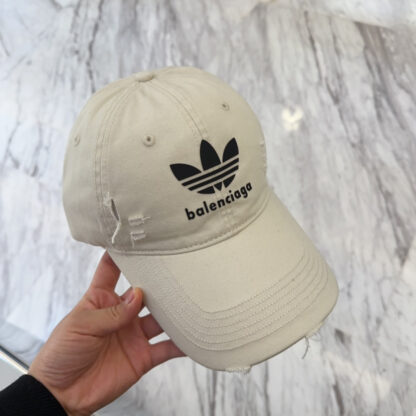 Balenciaga simple and stylish couple baseball cap - Image 2
