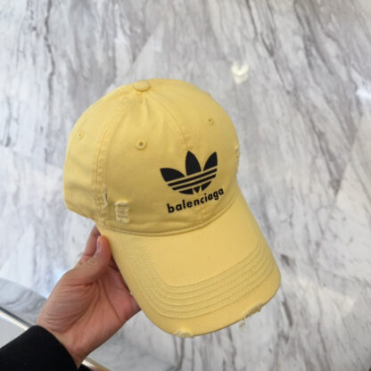 Balenciaga simple and stylish couple baseball cap - Image 2
