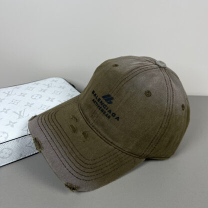 Balenciaga classic quote embroidered couple baseball cap - Image 2