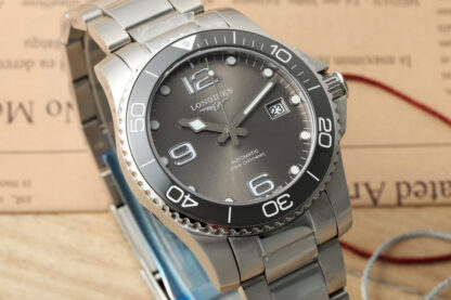 Longines Conquest series men's watch - Image 3