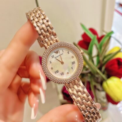 Armani elegant and exquisite watch - Image 2
