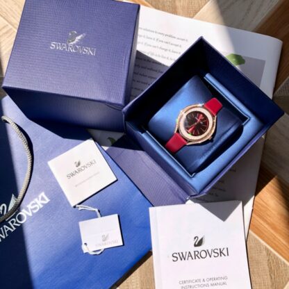 Swarovski's ultimate elegant watch - Image 2