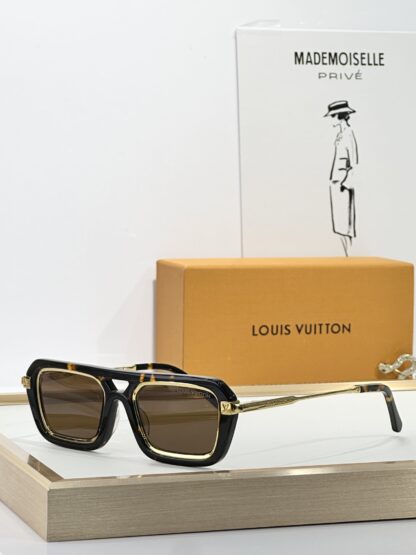 LOUIS VUITTON Fashion Sunglasses - Image 3