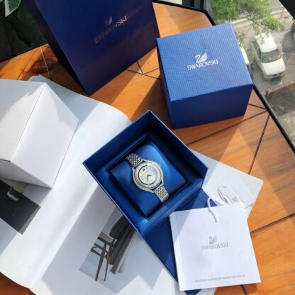 Swarovski ladies quartz watch - Image 2