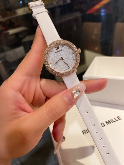 Swarovski ladies quartz watch - Image 2