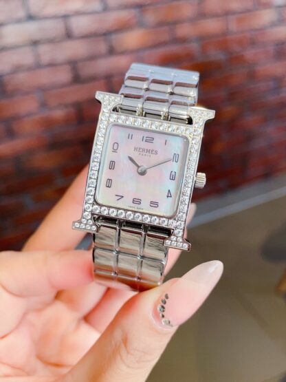 Hermes Square Dial Fashionable Temperament Watch - Image 2