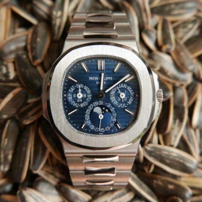 Patek Philippe Nautilus Complex Watch - Image 2