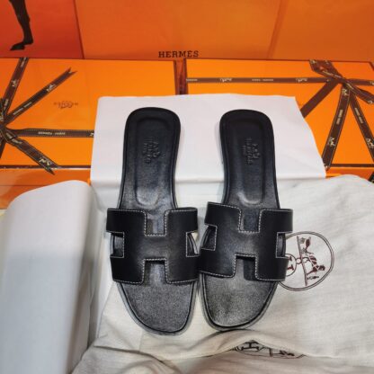 Hermès black handmade slippers - Image 2