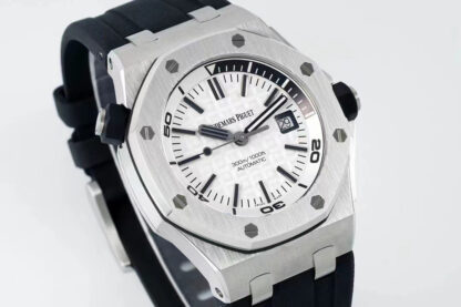 Patek Philippe Classic-Audemars Piguet 15710 King of Diving Watch - Image 2
