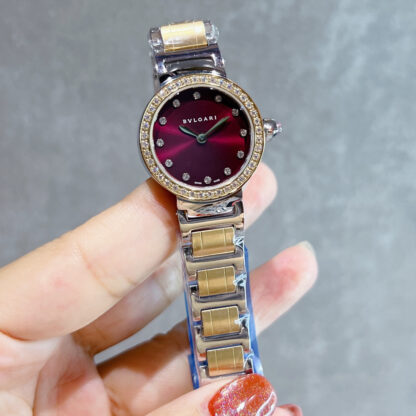 Bulgari classic yet stylish women's watch - Image 2