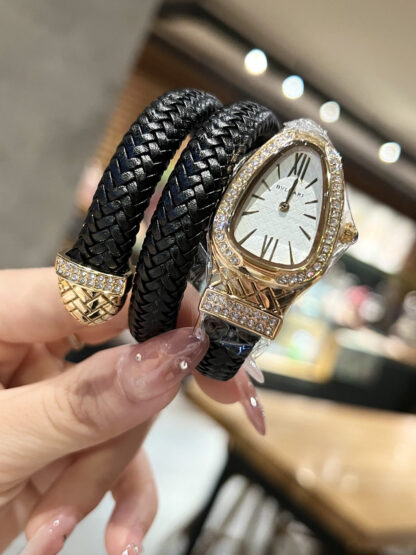 Bulgari stylish snake watch - Image 2