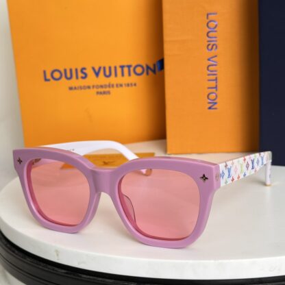 LOUIS VUITTON Fashion Sunglasses - Image 3