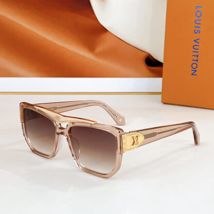 LOUIS VUITTON Fashion Sunglasses - Image 3