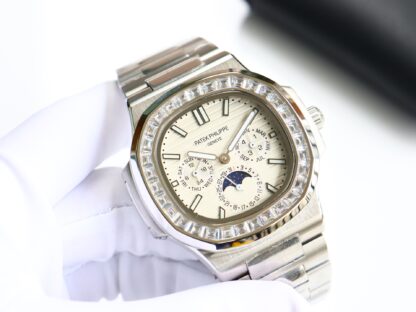 Patek Philippe Nautilus multi-function watch - Image 2