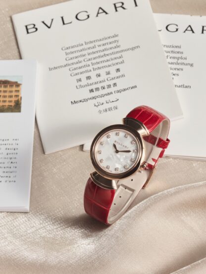 Bulgari elegant and exquisite watches - Image 2
