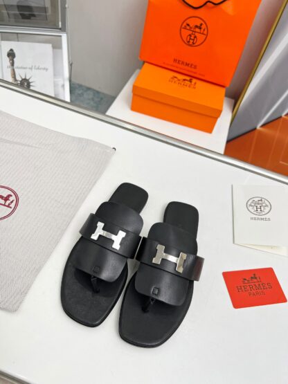 Hermès Spring and Summer Black Daily Home Travel Holiday Essential Slippers