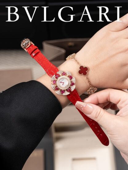Bulgari exquisite unique watch - Image 2