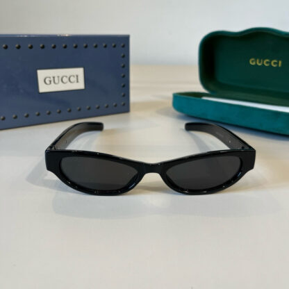 Gucci fashion sunglasses - Image 3