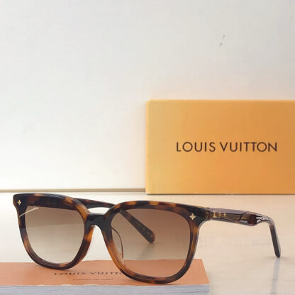 LOUIS VUITTON Fashion Sunglasses - Image 3