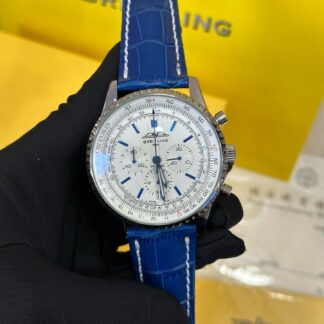 Breitling Navitimer