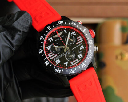 Breitling's ideal luxury sports watch - Image 2
