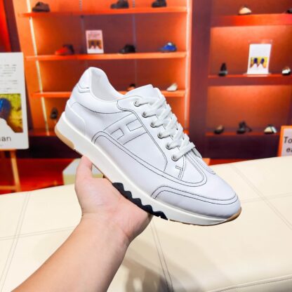 Hermès Paris catwalk model simple classic white casual shoes - Image 2