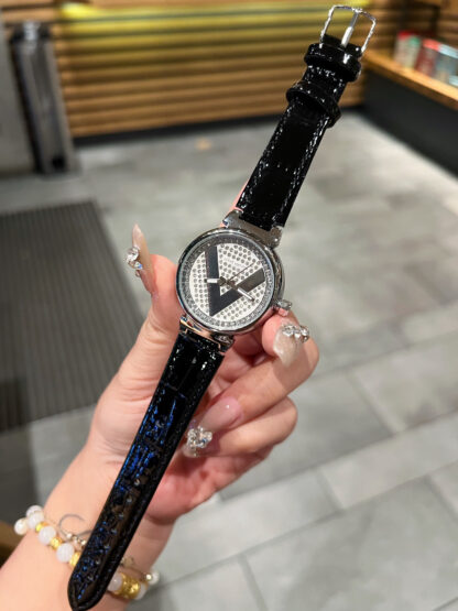 Louis Vuitton's versatile fashion watches - Image 2