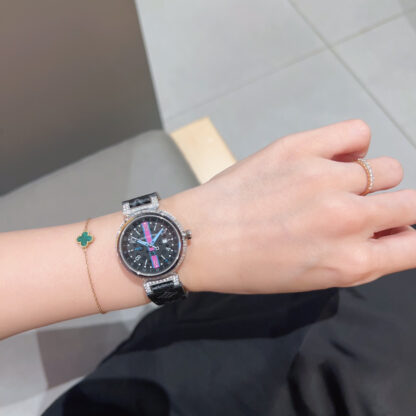 Louis Vuitton cowhide watch - Image 2
