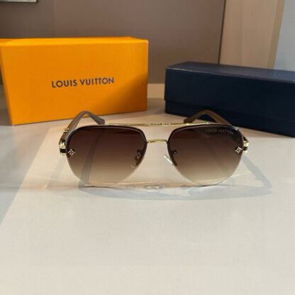 LOUIS VUITTON Fashion Sunglasses - Image 3
