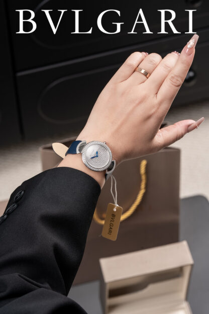 Bulgari luxury soft touch watch - Image 2