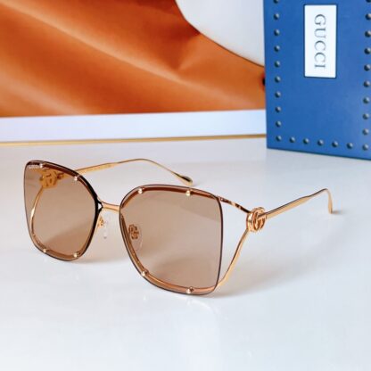 Gucci fashion sunglasses - Image 3