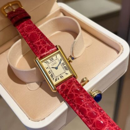 Cartier Classic Tank Series Daily Simple Watch - Image 2