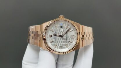 Rolex Land Cruiser - Image 2