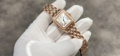 Cartier Cheetah Series Charming Elegant Watch - Image 2