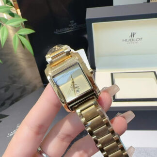 Burberry exquisite high-end fashion watches