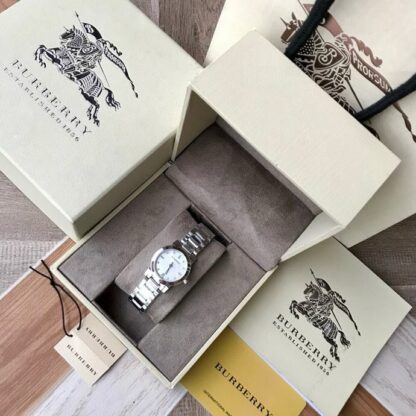 Burberry Quartz Women's Watch - Image 2