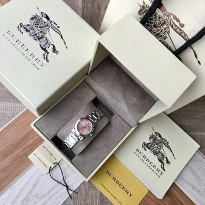 Burberry Exquisite Elegant Fashion Quartz Women's Watch - Image 2