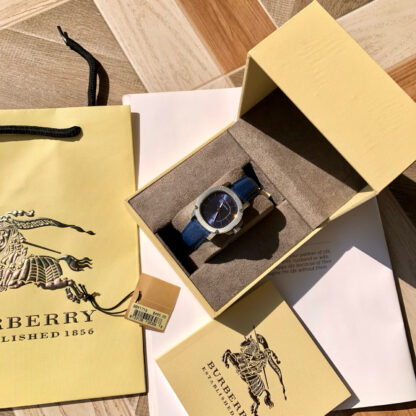Burberry Quartz Women's Watch - Image 2