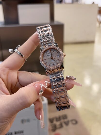 Burberry British classic fashion pattern women's watch - Image 3